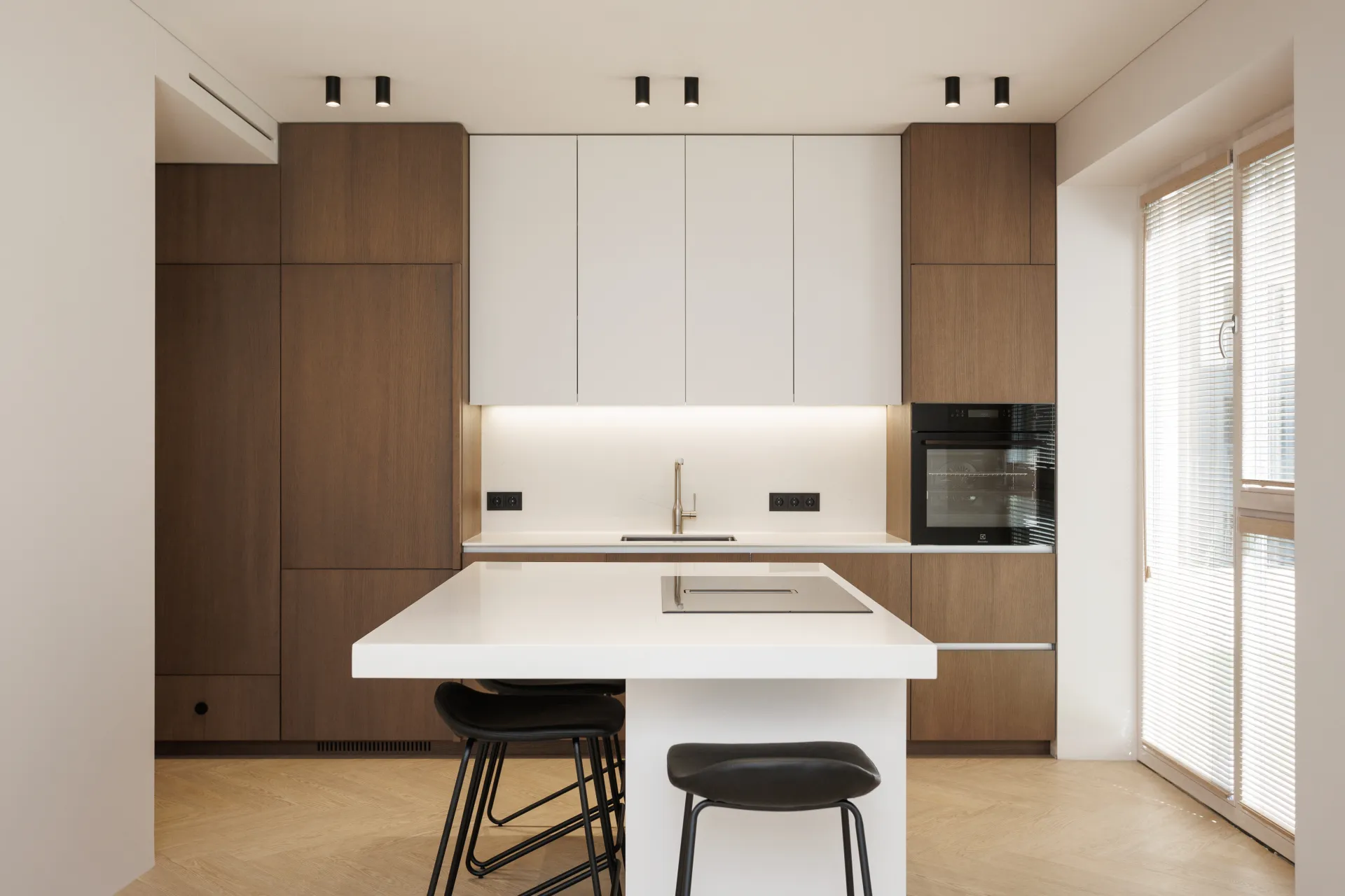 kijkmeubels-hout-als-hoofdtoon-02